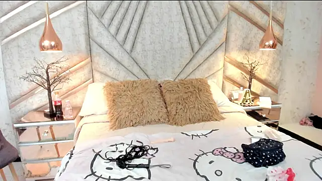 دردشة GaiaMonet الجنسية المباشرة