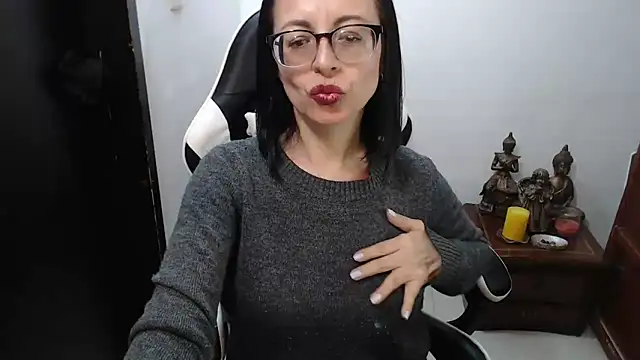 Chatroom XXX en direct de AnasstaciaEvans