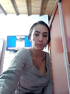 LunaZambrano's Live XXX Chat