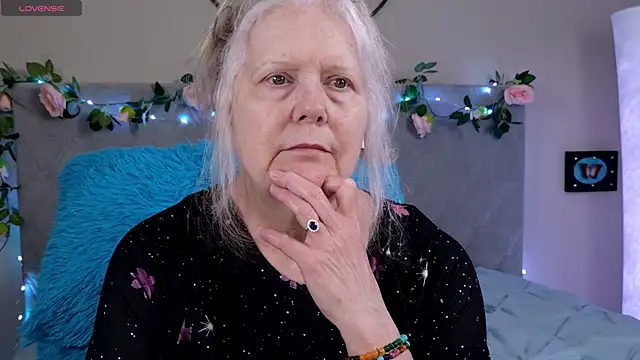 Kaitlyn_Winters: вебкам-шоу