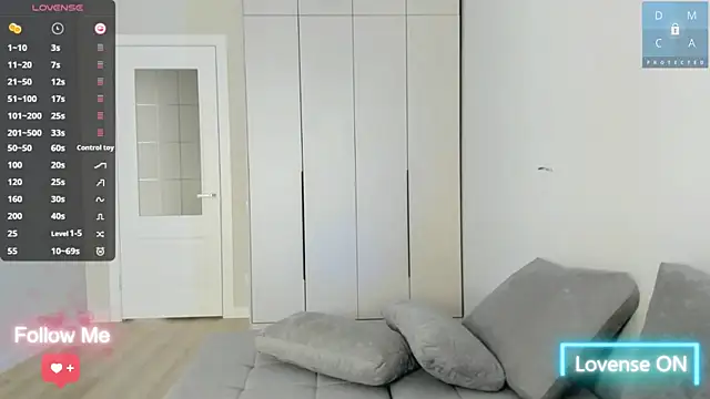 MinaDiamondd: онлайн-секс-чат