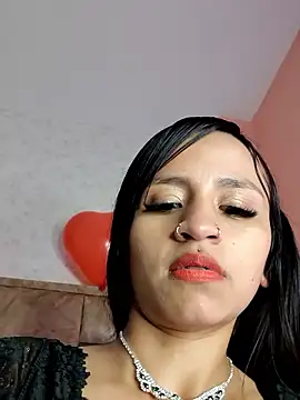 Lauraaa_pink18 Webcam-Show