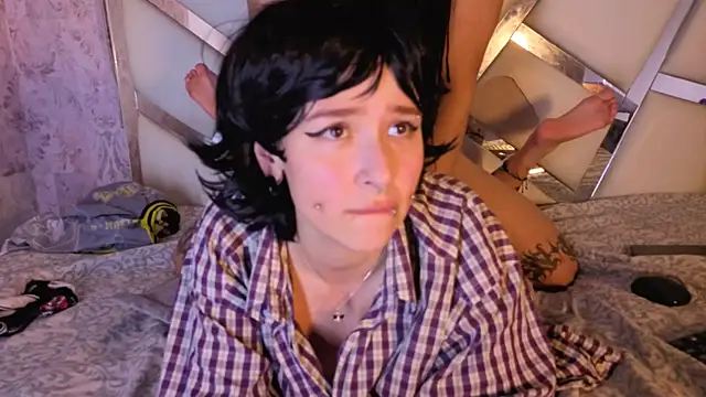 Benny_and_Mark's Live XXX Chat