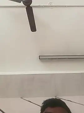 Avinh_09: онлайн-секс-чат