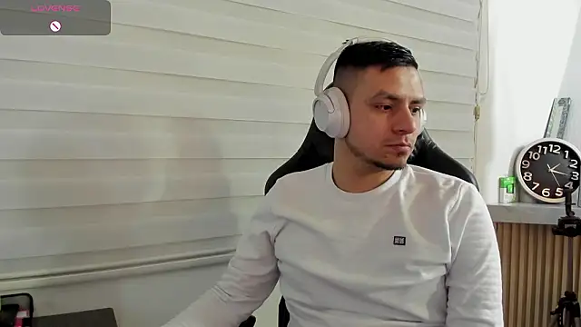 Rick_Adams: онлайн-секс-чат