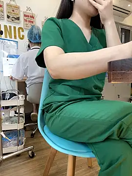 Clinic_Sexy: απευθείας συνομιλία ΧΧ Χ