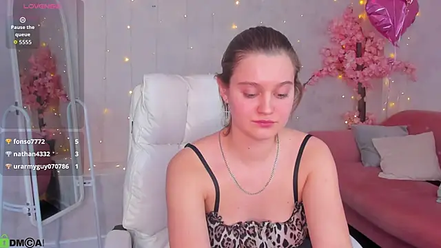 Chat XXX en directo de Renesmy_Black