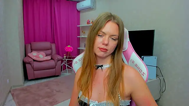 Strawberrye Live XXX-chat