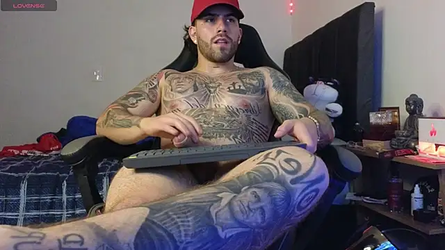 Ades_Lowe Adlı Modelin Web Kamerası Şovu