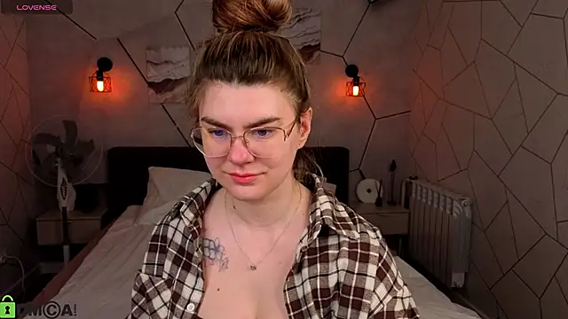 zoe_j0y Chat XXX live