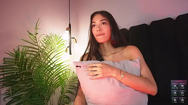 Czat XXX na żywo – larastanford1