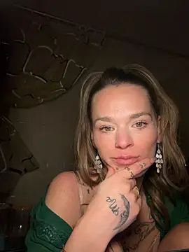 vinique99 Live XXX-chat