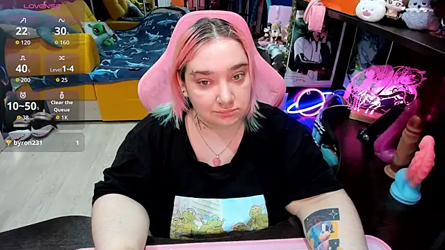 Softie_Sofy: онлайн-секс-чат