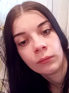 JhonSHelBy7LuNa Adlı Modelin Canlı XXX Sohbeti