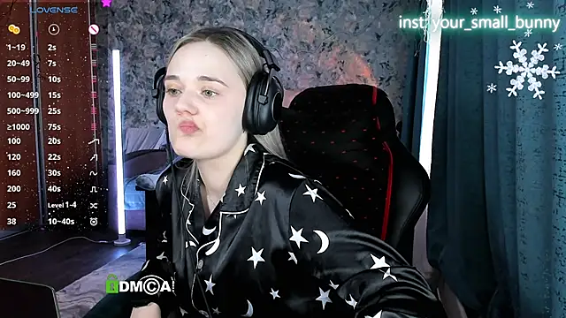 Your_small_bunny Chat XXX in diretta