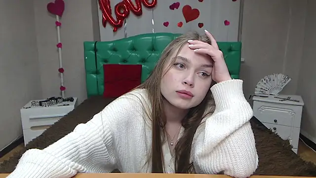 LaraPika – Kamerová šou