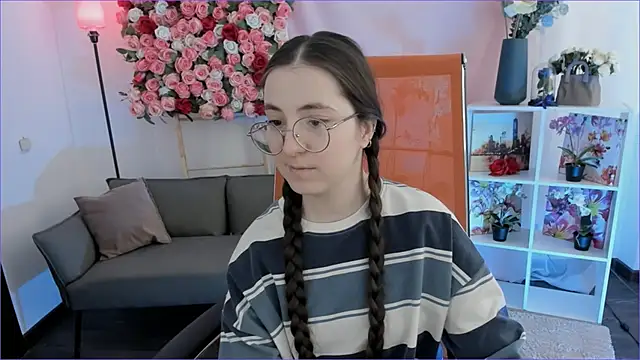 VirtuallVoyant: онлайн-секс-чат