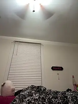 babykalirose: онлайн-секс-чат