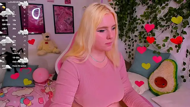 XXX chat uživo modela art_lovee