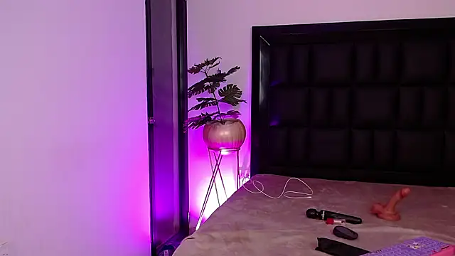 Živý XXX chat mia_roosee1