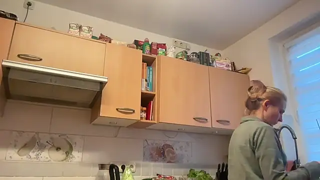 Chat +18 de s-te-fan-i ao vivo