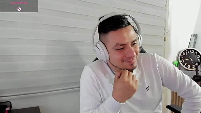 Rick_Adams 现场XXX聊天