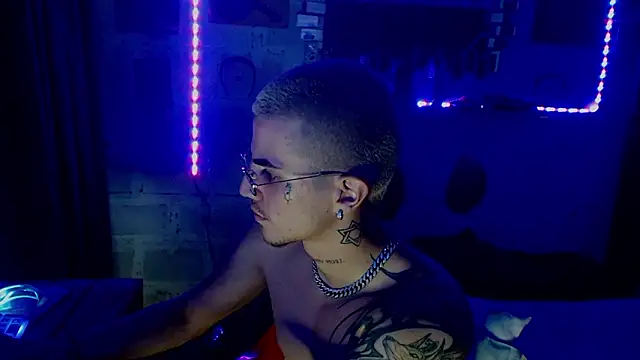 Živý XXX chat paul-mendezx