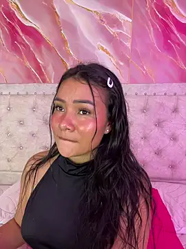 Rousse_blue's Live XXX Chat