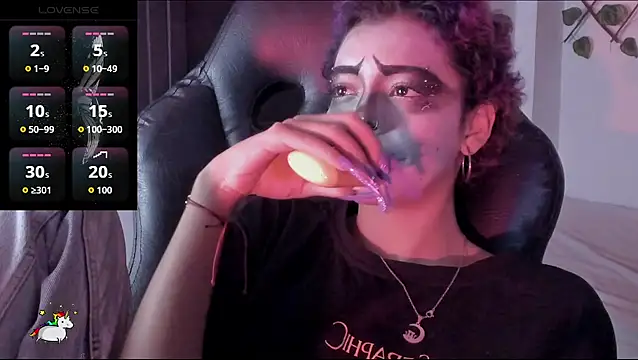 Anny_Kiitty: απευθείας συνομιλία ΧΧΧ