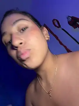 LunaGates Pertunjukan Webcam