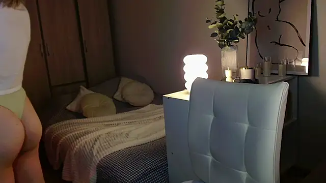 mynameloveeeeee élő XXX-chatje