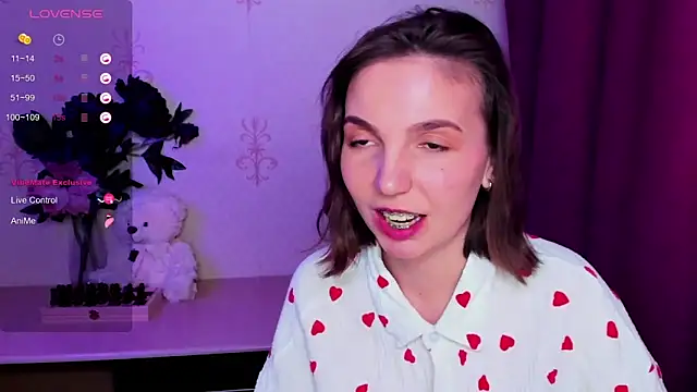 Chat +18 de KindHazelHere_ ao vivo