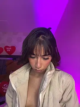 Show de alahia_pink na webcam