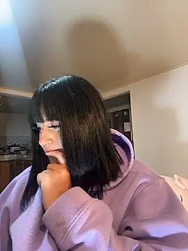 emily_acorn – Naživo XXX chat