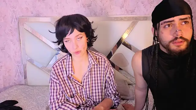 Benny_and_Markn Live XXX chat