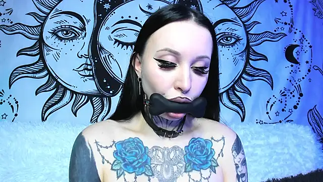 sweeeet_poison live XXX chat