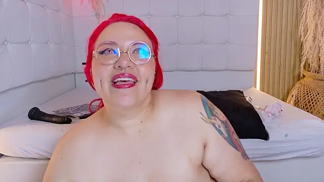 Czat XXX na żywo – Bruja__Scarlata