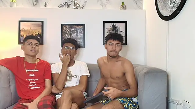 COUPLES_BOYSのライブXXXチャット