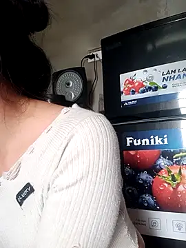 Him_MountainGirlのライブXXXチャット