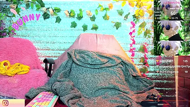 Roxanbunny1のライブXXXチャット