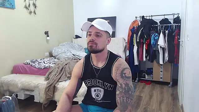 Tiberius_hunk 라이브 XXX 채팅