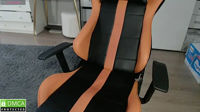 Chat +18 de crystalyss ao vivo