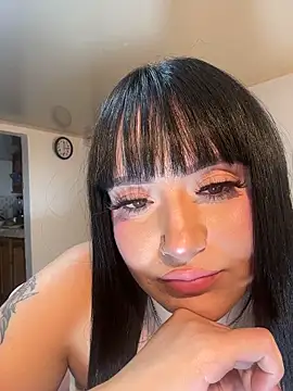 emily_acorn 라이브 XXX 채팅