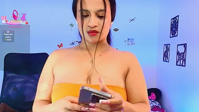 Kristin___: απευθείας συνομιλία ΧΧΧ