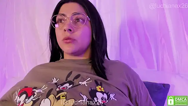 lucy26_ 现场XXX聊天