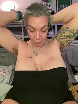 dieseldame1313 Chat XXX in diretta