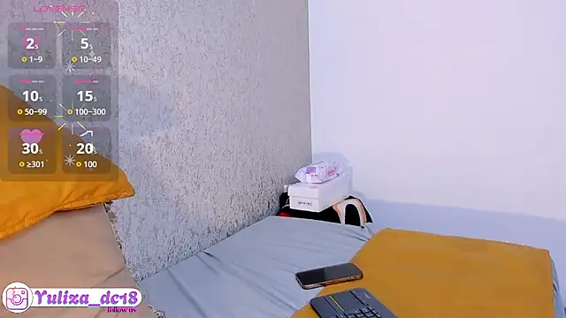 Luxury_Woman Adlı Modelin Canlı XXX Sohbeti