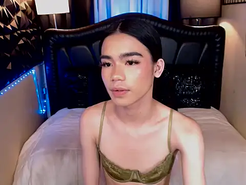 ItsurGirlMiana Pertunjukan Webcam