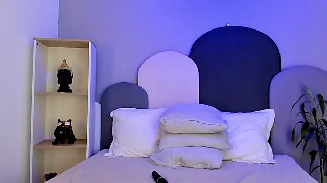 TaraCarson Chat XXX in diretta