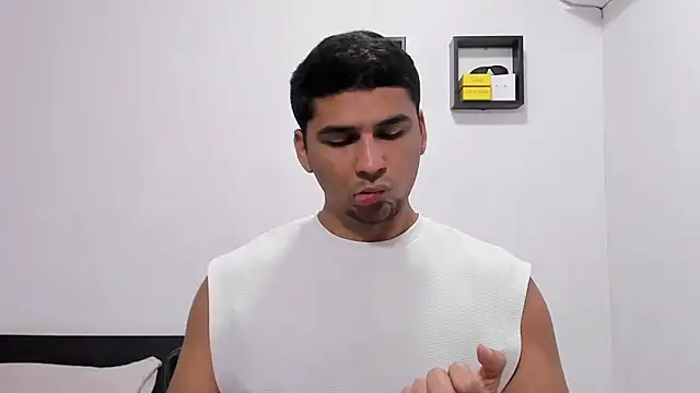 noah_belami Live XXX-Chat